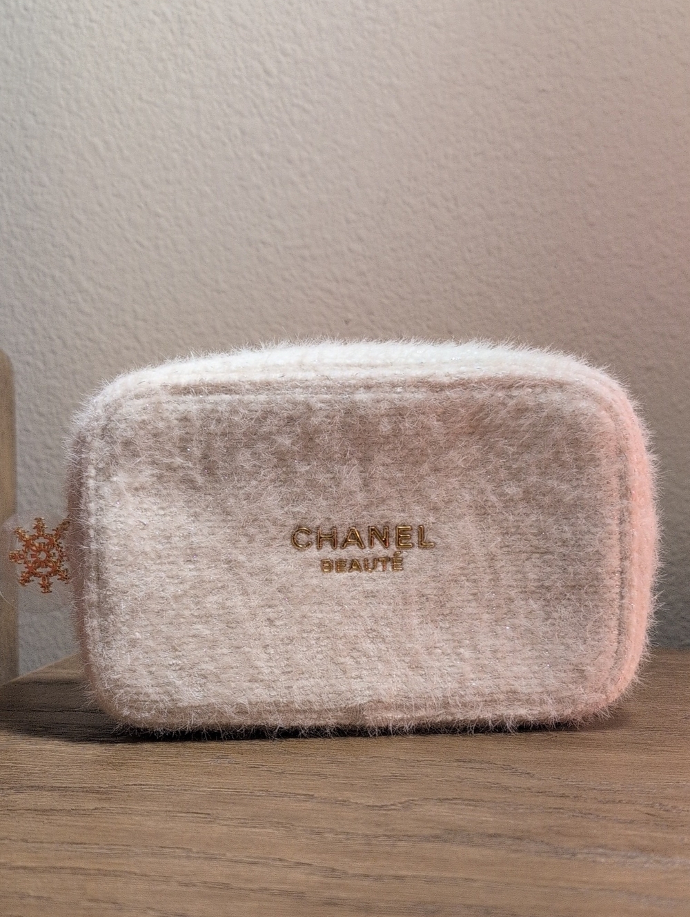 CHANEL Beauté White Cosmetic Makeup Pouch Holiday Limited Edition Bag
